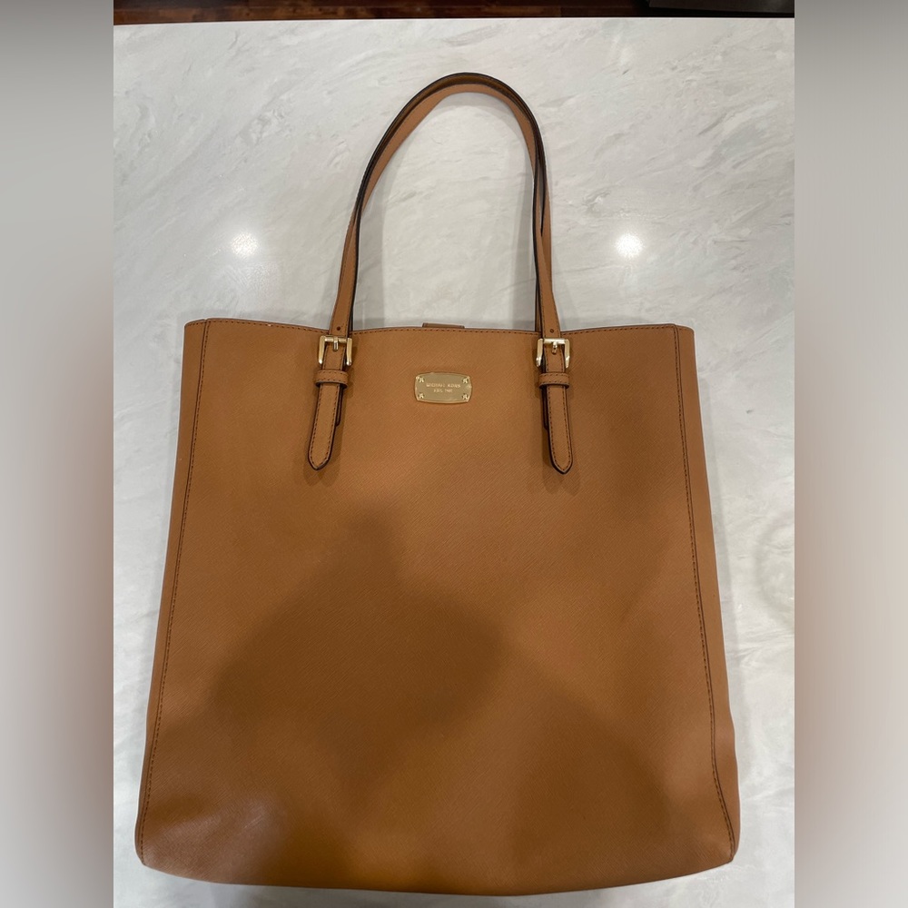 Michael Kors tote